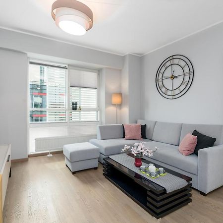 Apartments Poznan Towarowa By Noclegi Renters Esterno foto