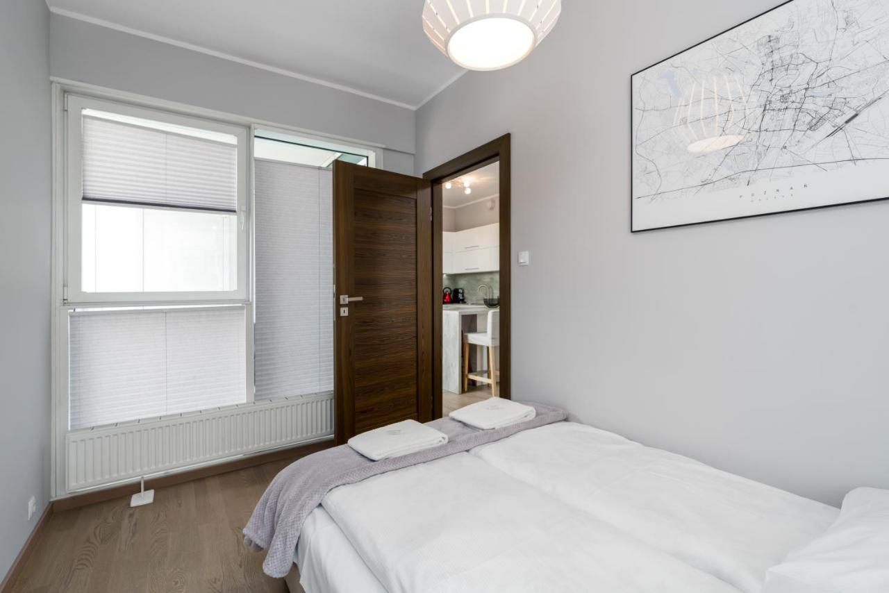 Apartments Poznan Towarowa By Noclegi Renters Esterno foto